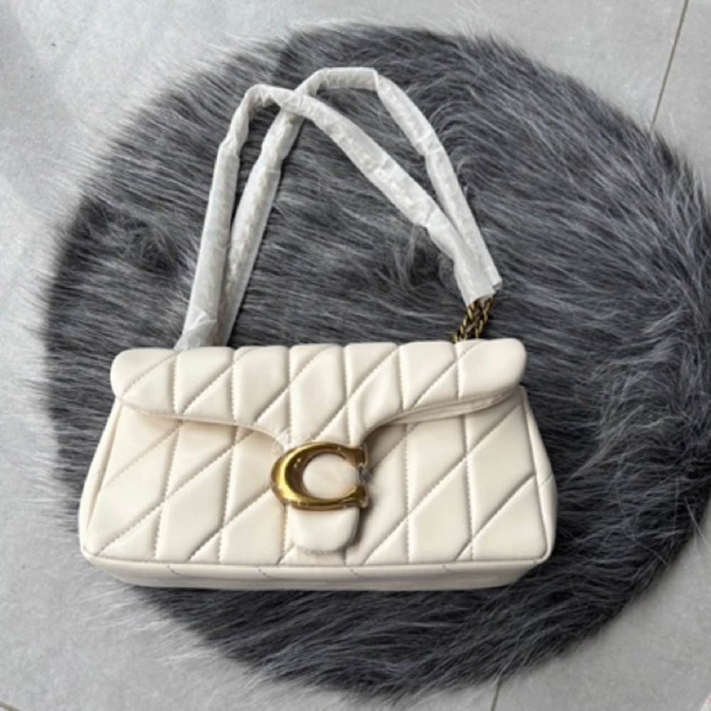 Coach white leather chain bag